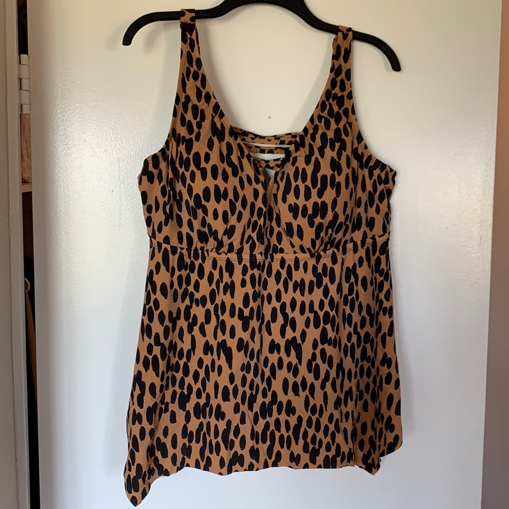 Lightly worn tankini swim top